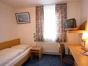 Hotel Hansa 3*