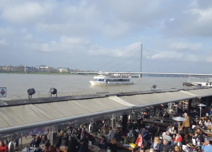 Hansa Szálloda Düsseldorf